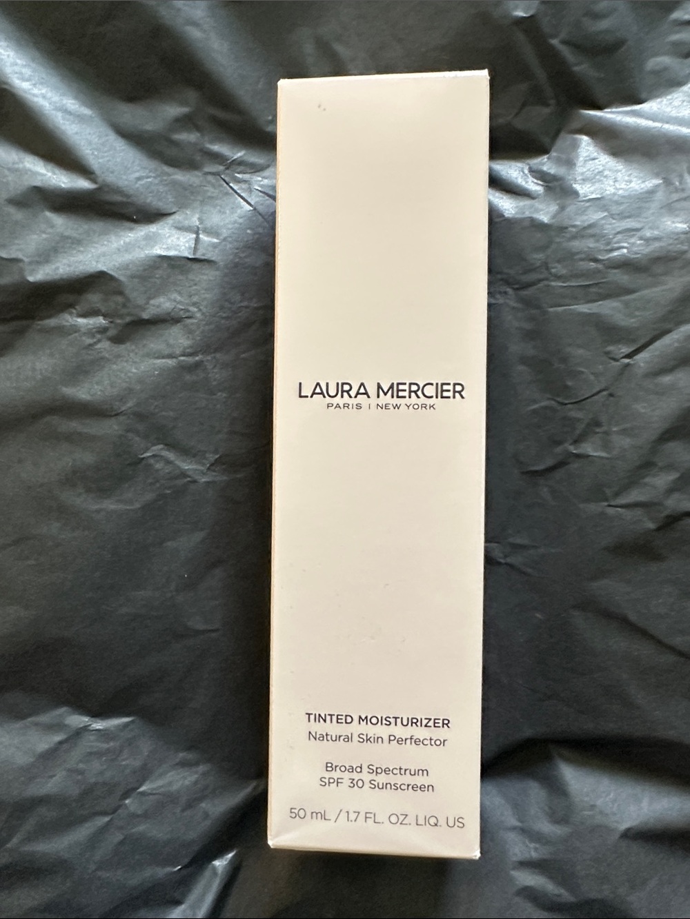 laura mercier Tinted Moisturizer - 3N1 Sand